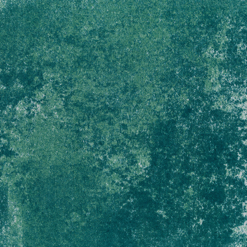 VSA162201EMERALD01.jpg