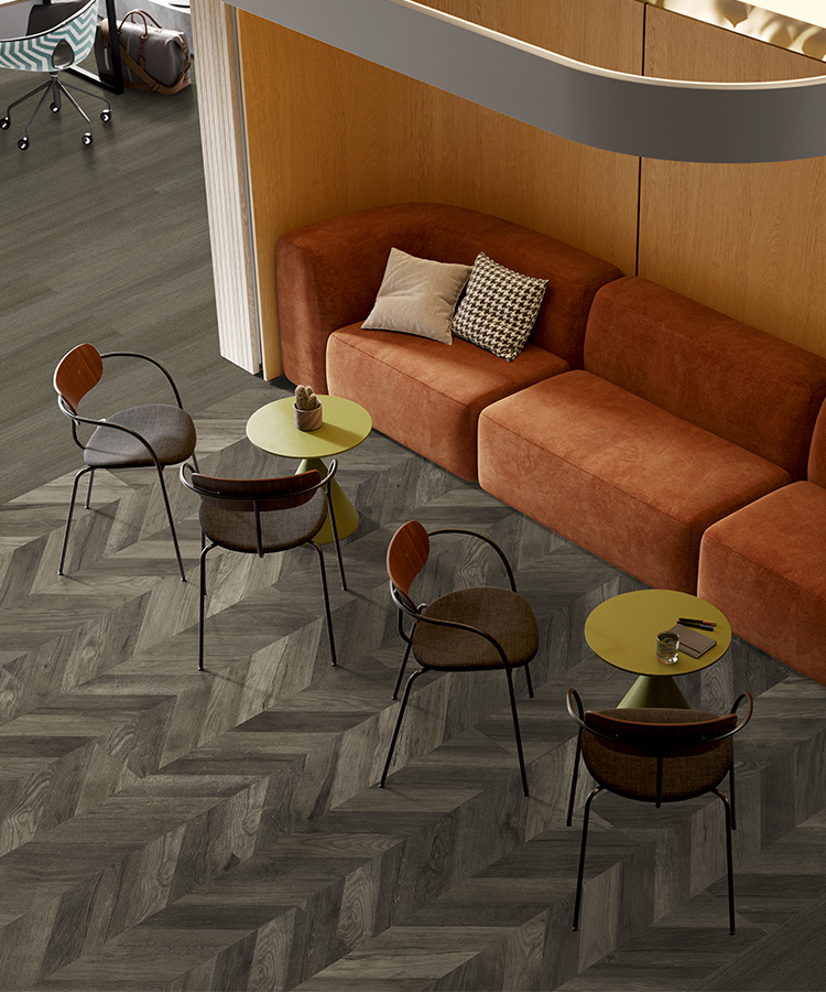SymmetryRoomScene2.jpg